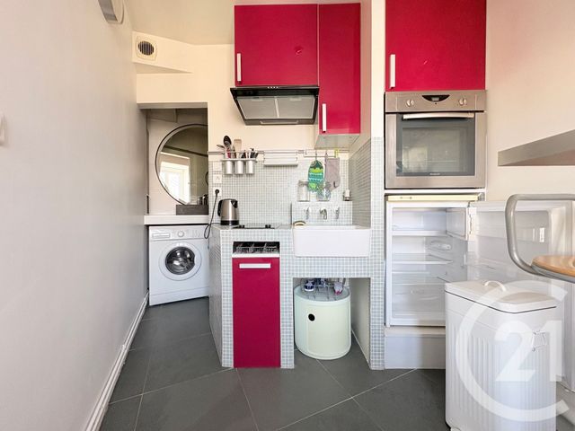 Appartement F1 à louer - 1 pièce - 30.9 m2 - PARIS - 75008 - ILE-DE-FRANCE - Century 21 Via Conseil 16Ème