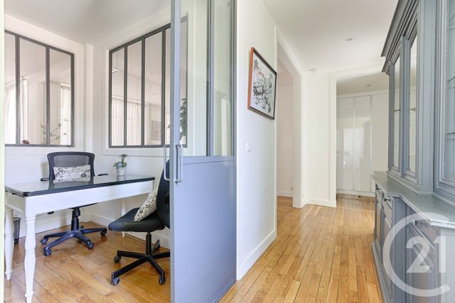 Appartement F4 à vendre - 4 pièces - 101.39 m2 - PARIS - 75016 - ILE-DE-FRANCE - Century 21 Via Conseil 16Ème