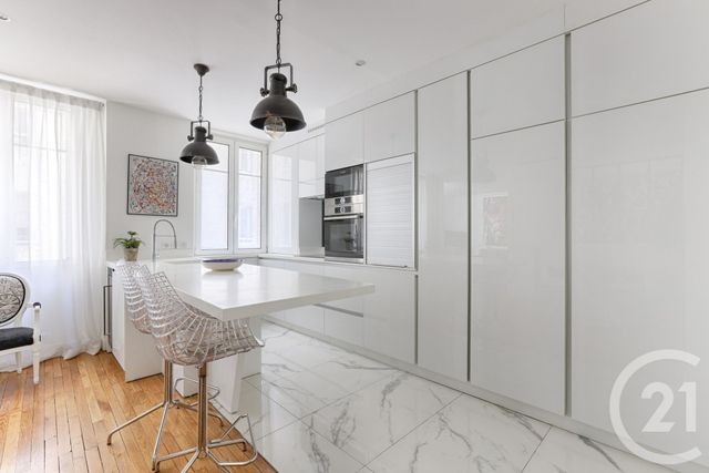 Appartement F4 à vendre - 4 pièces - 101.39 m2 - PARIS - 75016 - ILE-DE-FRANCE - Century 21 Via Conseil 16Ème