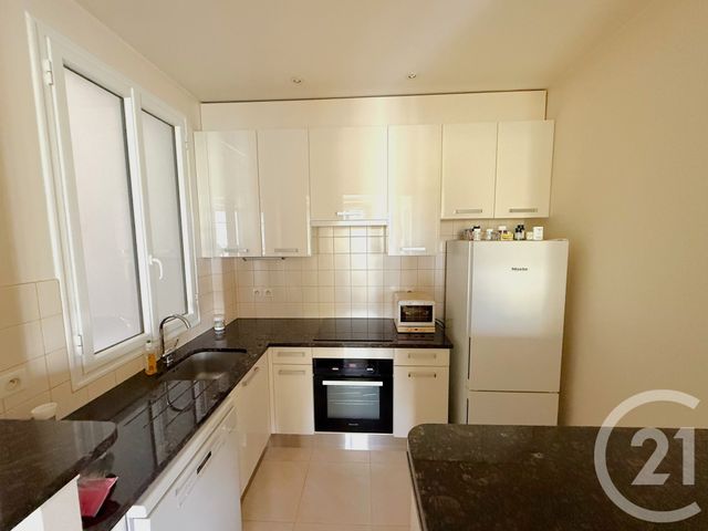 Appartement F4 à vendre - 4 pièces - 96.03 m2 - PARIS - 75016 - ILE-DE-FRANCE - Century 21 Via Conseil 16Ème