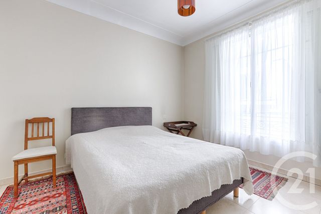 Appartement F4 à vendre - 4 pièces - 96.03 m2 - PARIS - 75016 - ILE-DE-FRANCE - Century 21 Via Conseil 16Ème