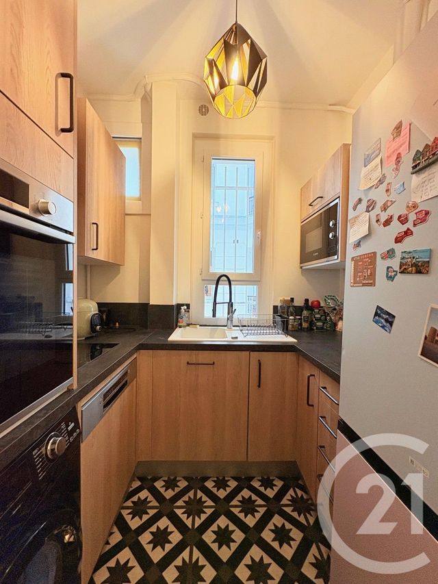 Appartement F3 à louer - 3 pièces - 69.12 m2 - PARIS - 75016 - ILE-DE-FRANCE - Century 21 Via Conseil 16Ème