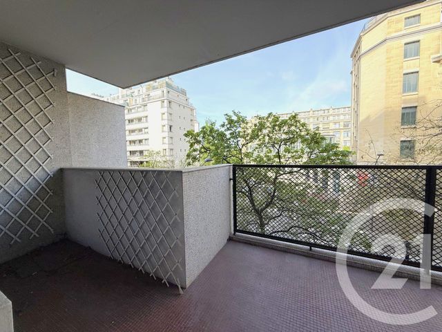 Appartement F3 à vendre - 3 pièces - 105.3 m2 - PARIS - 75016 - ILE-DE-FRANCE - Century 21 Via Conseil 16Ème