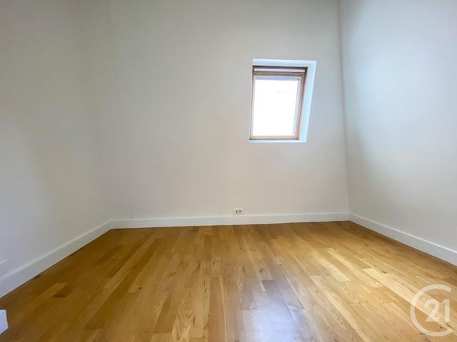 Appartement F5 à louer - 5 pièces - 112.08 m2 - PARIS - 75016 - ILE-DE-FRANCE - Century 21 Via Conseil 16Ème
