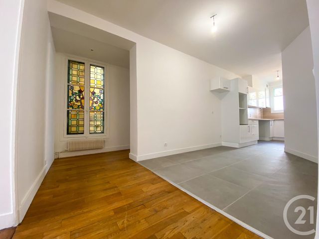 Appartement F5 à louer - 5 pièces - 112.08 m2 - PARIS - 75016 - ILE-DE-FRANCE - Century 21 Via Conseil 16Ème