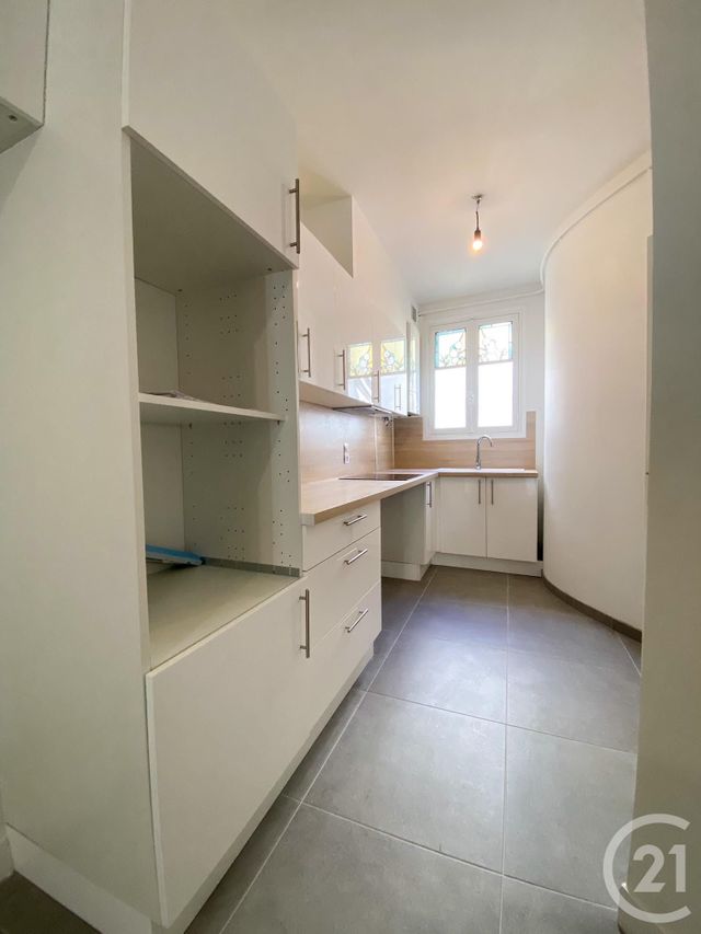 Appartement F5 à louer - 5 pièces - 112.08 m2 - PARIS - 75016 - ILE-DE-FRANCE - Century 21 Via Conseil 16Ème