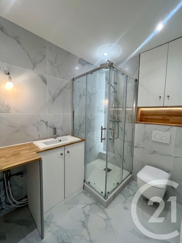 Appartement F3 à vendre - 3 pièces - 52.0 m2 - PARIS - 75015 - ILE-DE-FRANCE - Century 21 Via Conseil 16Ème