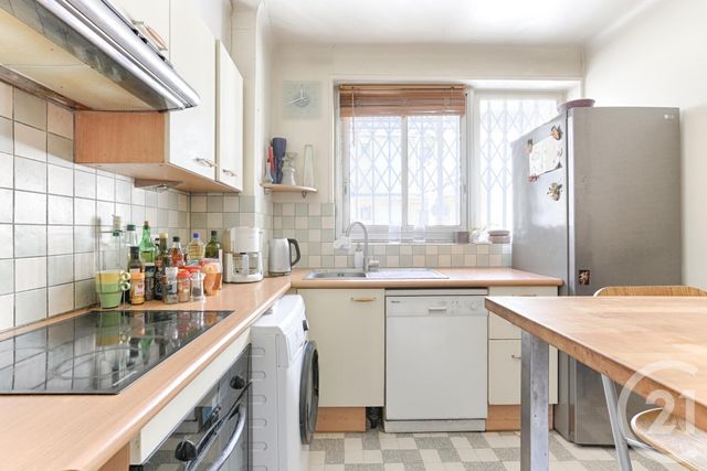 Appartement à vendre - 3 pièces - 69.0 m2 - PARIS - 75016 - ILE-DE-FRANCE - Century 21 Via Conseil 16Ème