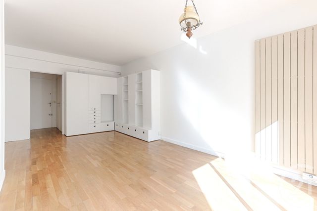 Appartement F1 à vendre - 1 pièce - 35.0 m2 - PARIS - 75016 - ILE-DE-FRANCE - Century 21 Via Conseil 16Ème