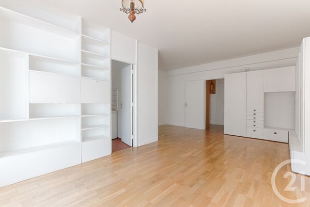 Appartement F1 à vendre - 1 pièce - 35.0 m2 - PARIS - 75016 - ILE-DE-FRANCE - Century 21 Via Conseil 16Ème