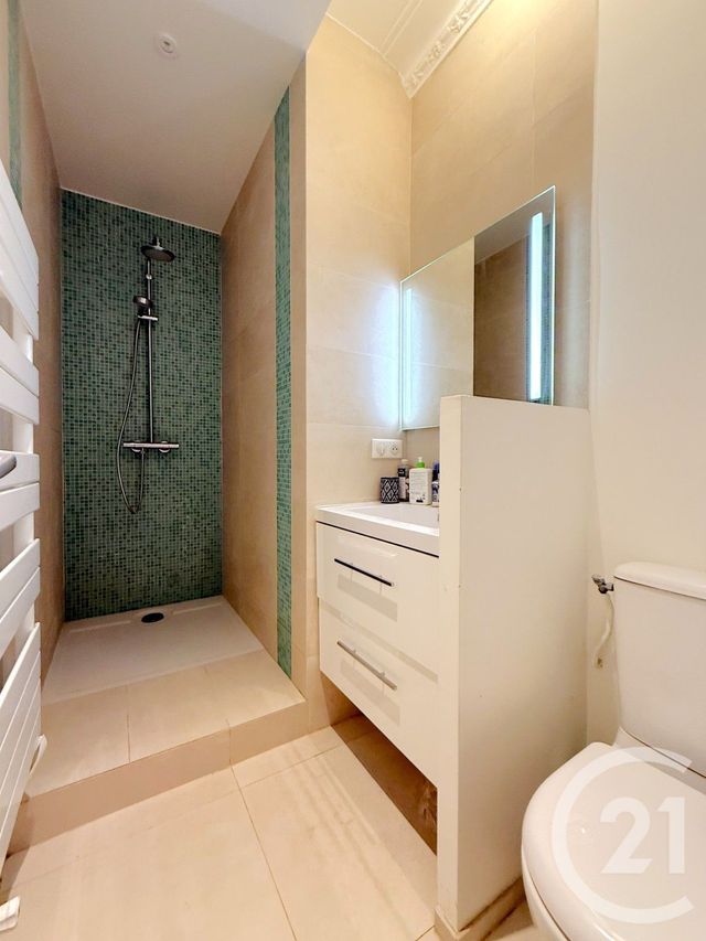 Appartement F5 à vendre - 6 pièces - 130.23 m2 - PARIS - 75016 - ILE-DE-FRANCE - Century 21 Via Conseil 16Ème