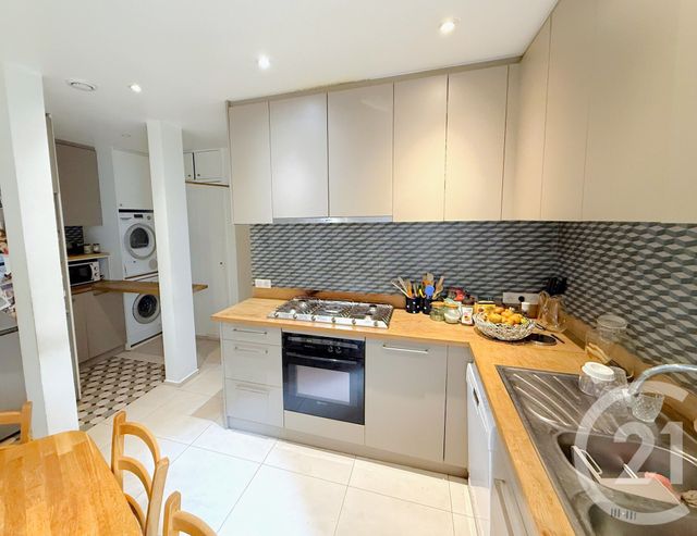 Appartement F5 à vendre - 6 pièces - 130.23 m2 - PARIS - 75016 - ILE-DE-FRANCE - Century 21 Via Conseil 16Ème