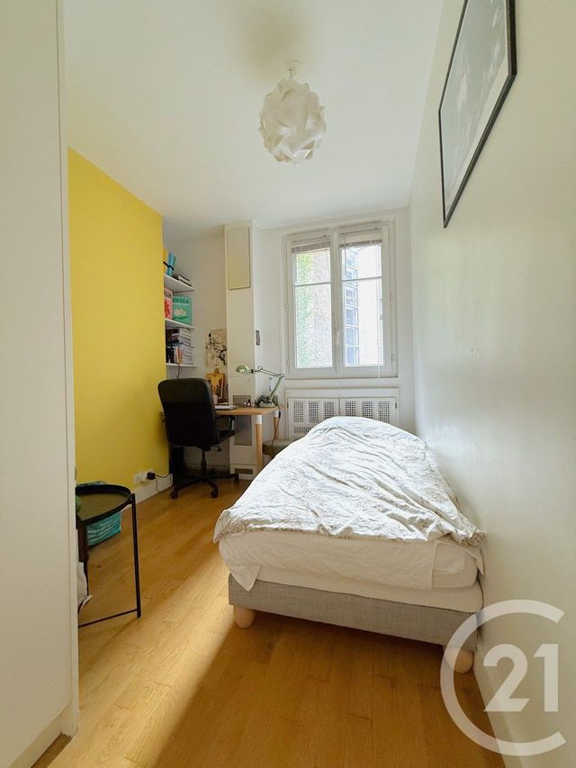 Appartement F5 à vendre - 6 pièces - 130.23 m2 - PARIS - 75016 - ILE-DE-FRANCE - Century 21 Via Conseil 16Ème