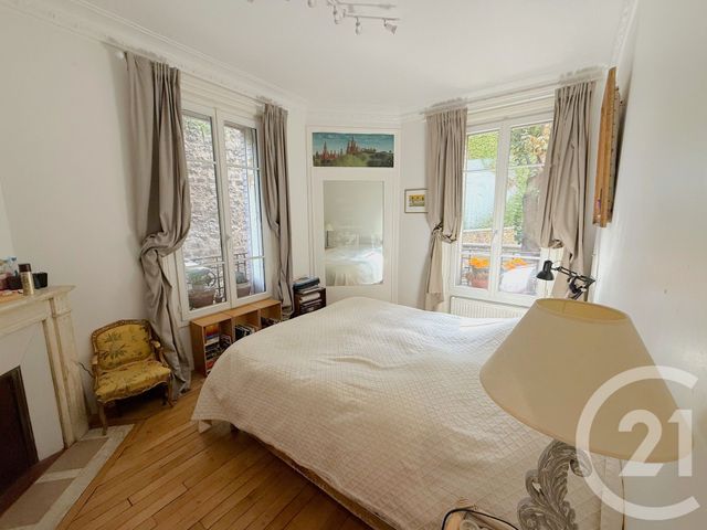 Appartement F5 à vendre - 6 pièces - 130.23 m2 - PARIS - 75016 - ILE-DE-FRANCE - Century 21 Via Conseil 16Ème