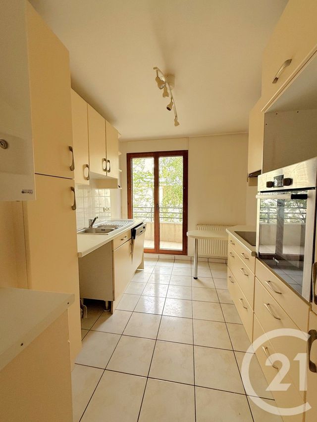 Appartement F3 à vendre - 3 pièces - 81.45 m2 - PARIS - 75016 - ILE-DE-FRANCE - Century 21 Via Conseil 16Ème