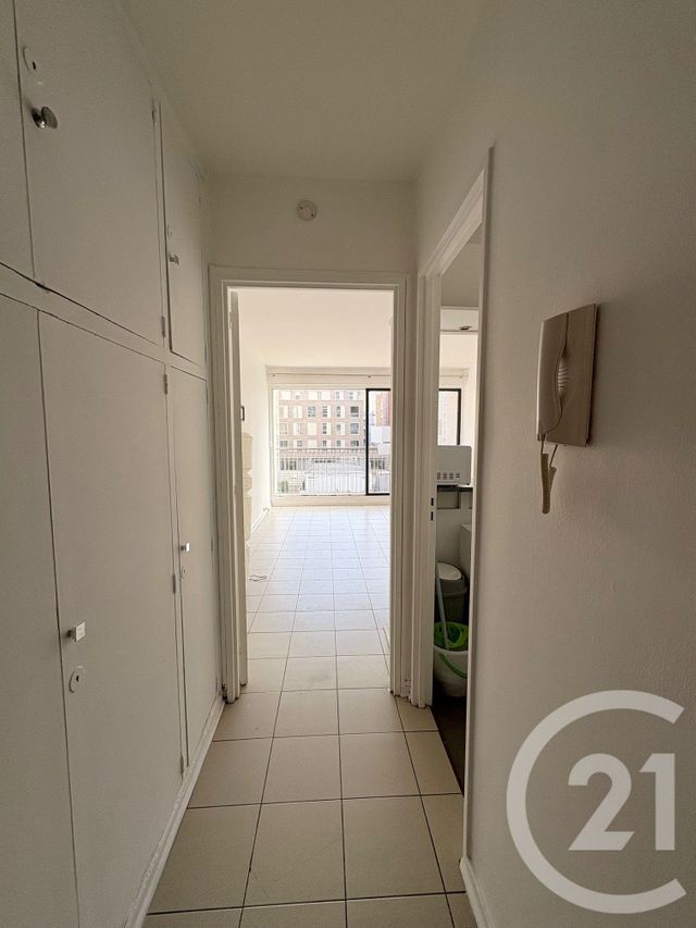 Appartement F1 à louer - 1 pièce - 26.29 m2 - PARIS - 75016 - ILE-DE-FRANCE - Century 21 Via Conseil 16Ème