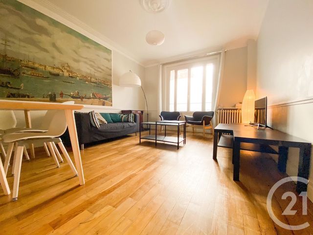 Appartement F3 à louer PARIS