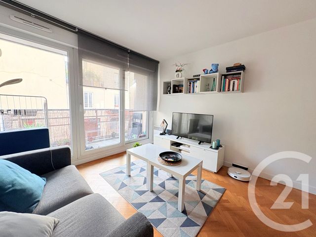 Appartement F2 à louer - 2 pièces - 48.33 m2 - PARIS - 75020 - ILE-DE-FRANCE - Century 21 Via Conseil 16Ème