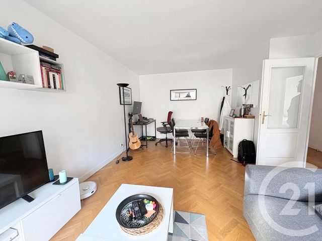 Appartement F2 à louer - 2 pièces - 48.33 m2 - PARIS - 75020 - ILE-DE-FRANCE - Century 21 Via Conseil 16Ème