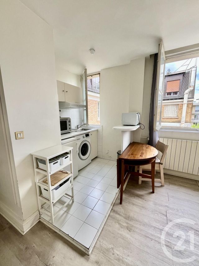 Appartement Studio à vendre - 1 pièce - 23.0 m2 - PARIS - 75016 - ILE-DE-FRANCE - Century 21 Via Conseil 16Ème