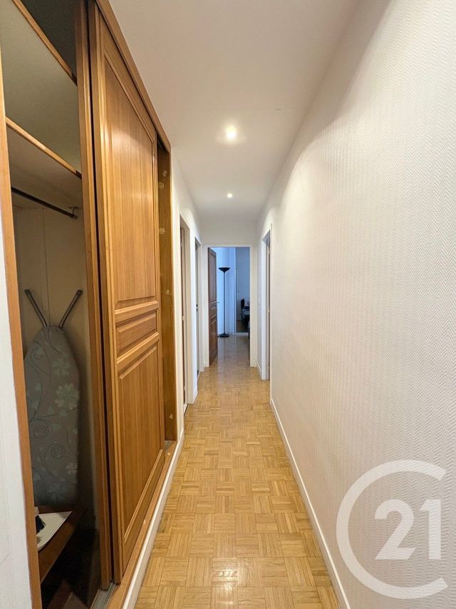 Appartement F4 à louer - 4 pièces - 73.22 m2 - PARIS - 75017 - ILE-DE-FRANCE - Century 21 Via Conseil 16Ème