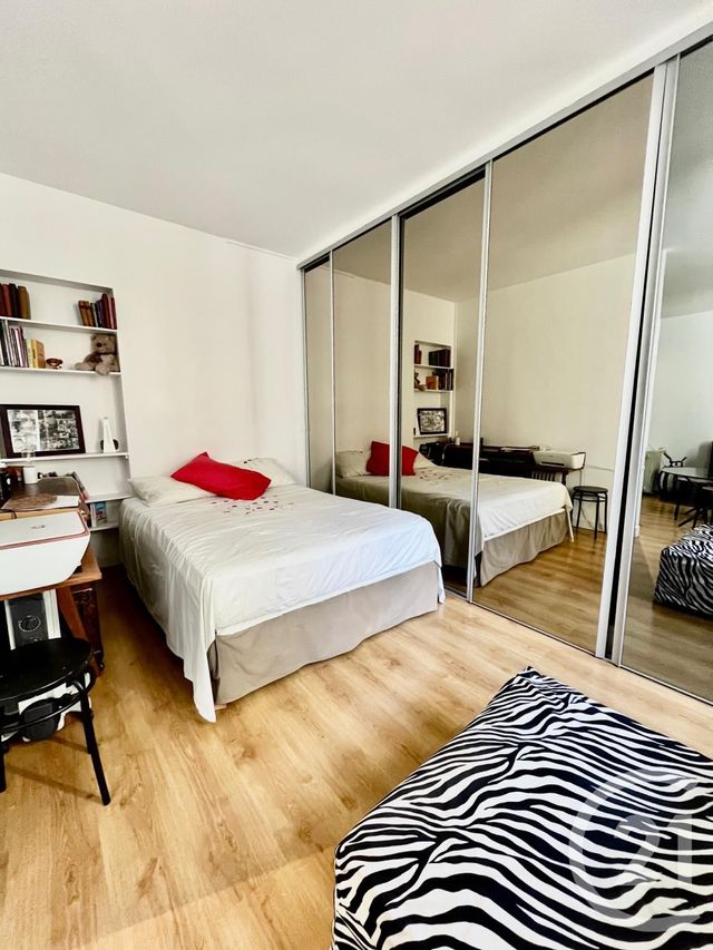 Appartement F2 à louer - 2 pièces - 38.11 m2 - PARIS - 75016 - ILE-DE-FRANCE - Century 21 Via Conseil 16Ème