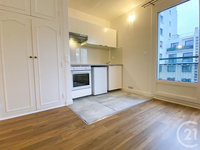 Appartement F1 à louer - 1 pièce - 34.07 m2 - PARIS - 75016 - ILE-DE-FRANCE - Century 21 Via Conseil 16Ème