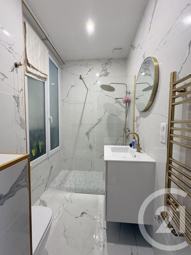 Appartement F3 à louer - 3 pièces - 63.0 m2 - PARIS - 75016 - ILE-DE-FRANCE - Century 21 Via Conseil 16Ème
