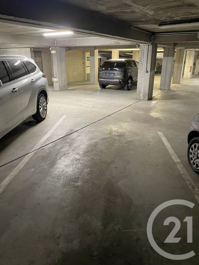parking à vendre - 14.68 m2 - PARIS - 75016 - ILE-DE-FRANCE - Century 21 Via Conseil 16Ème