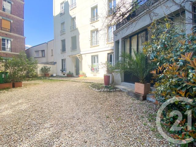 Appartement F2 à louer - 2 pièces - 38.62 m2 - PARIS - 75016 - ILE-DE-FRANCE - Century 21 Via Conseil 16Ème