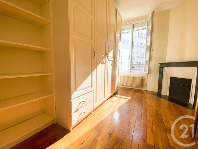 Appartement F2 à louer - 2 pièces - 38.62 m2 - PARIS - 75016 - ILE-DE-FRANCE - Century 21 Via Conseil 16Ème