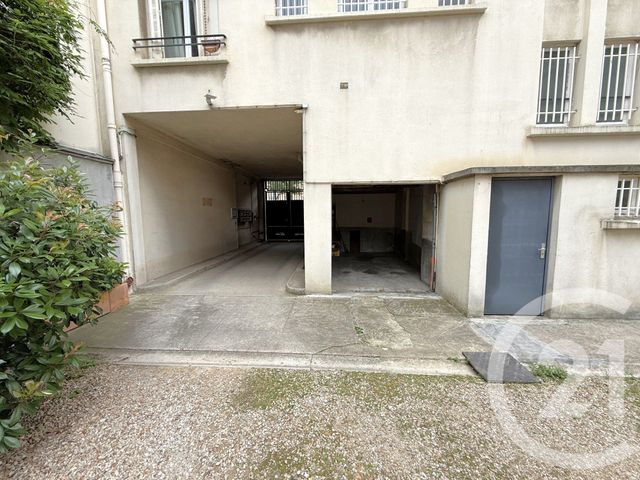 parking à vendre - 13.0 m2 - PARIS - 75016 - ILE-DE-FRANCE - Century 21 Via Conseil 16Ème