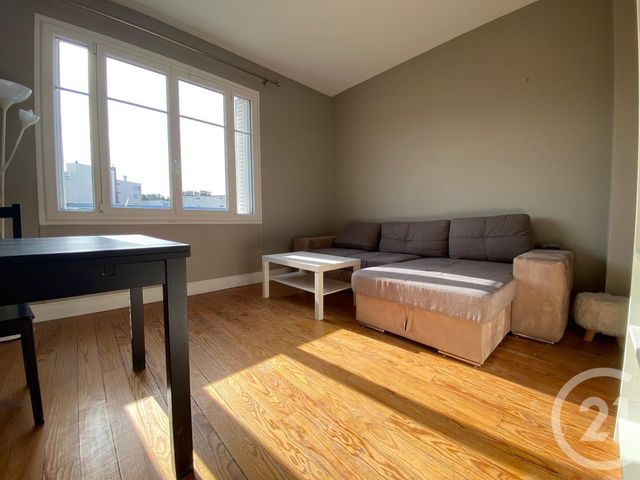 Appartement F2 à louer - 2 pièces - 44.16 m2 - PARIS - 75016 - ILE-DE-FRANCE - Century 21 Via Conseil 16Ème