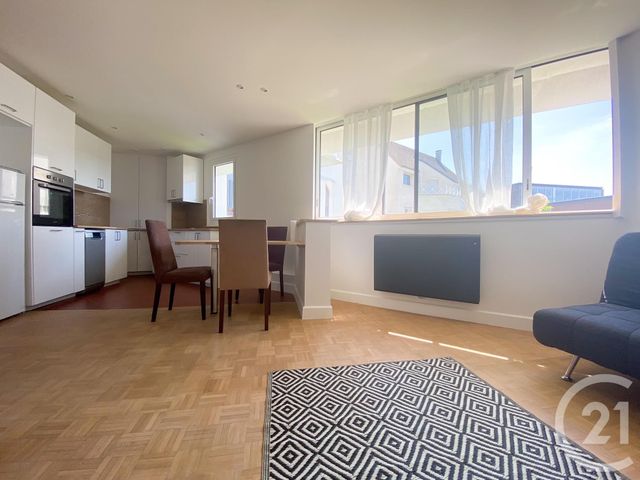 Appartement F2 à louer - 2 pièces - 44.05 m2 - CLAMART - 92 - ILE-DE-FRANCE - Century 21 Via Conseil 16Ème