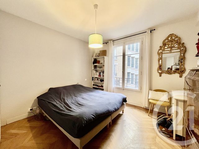 Appartement F3 à vendre - 3 pièces - 74.0 m2 - PARIS - 75016 - ILE-DE-FRANCE - Century 21 Via Conseil 16Ème