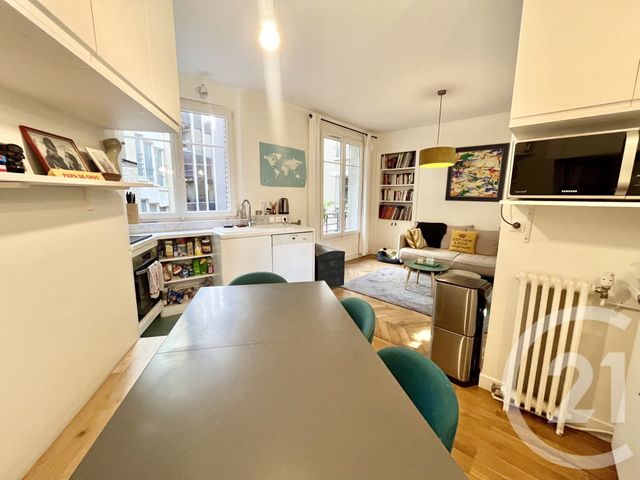 Appartement F3 à vendre - 3 pièces - 74.0 m2 - PARIS - 75016 - ILE-DE-FRANCE - Century 21 Via Conseil 16Ème