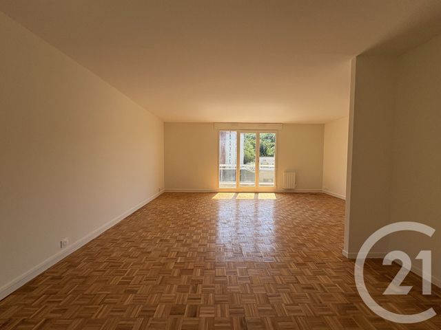 Appartement F3 à louer - 3 pièces - 88.36 m2 - SEVRES - 92 - ILE-DE-FRANCE - Century 21 Via Conseil 16Ème