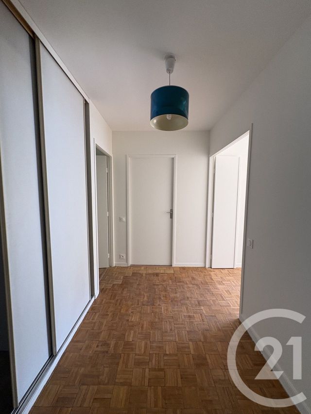 Appartement F3 à louer - 3 pièces - 88.36 m2 - SEVRES - 92 - ILE-DE-FRANCE - Century 21 Via Conseil 16Ème