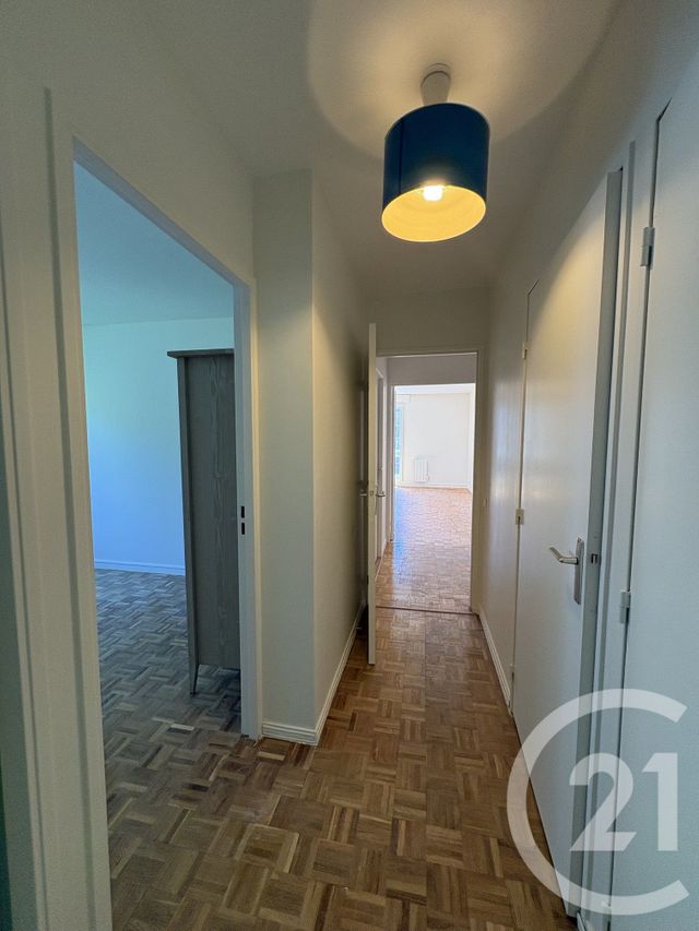 Appartement F3 à louer - 3 pièces - 88.36 m2 - SEVRES - 92 - ILE-DE-FRANCE - Century 21 Via Conseil 16Ème