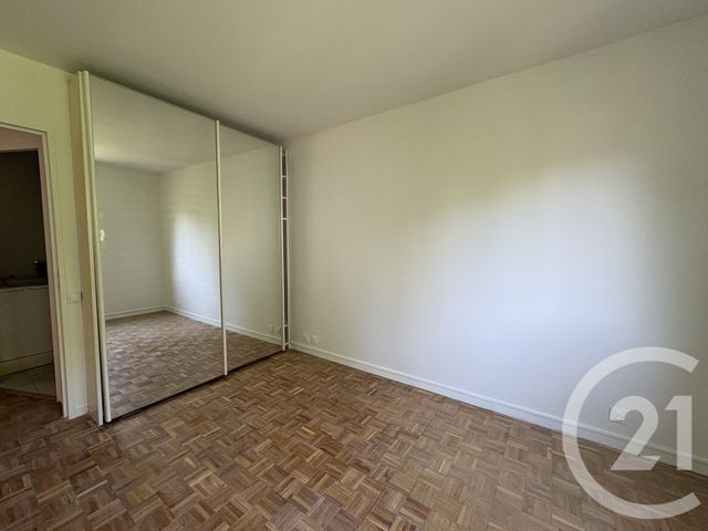 Appartement F3 à louer - 3 pièces - 88.36 m2 - SEVRES - 92 - ILE-DE-FRANCE - Century 21 Via Conseil 16Ème
