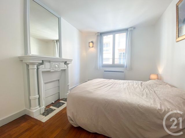 Appartement F4 à louer - 4 pièces - 82.2 m2 - PARIS - 75016 - ILE-DE-FRANCE - Century 21 Via Conseil 16Ème