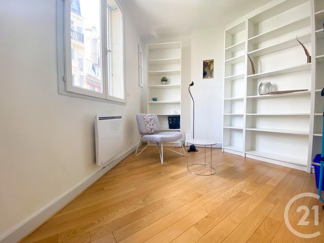 Appartement F4 à louer - 4 pièces - 82.2 m2 - PARIS - 75016 - ILE-DE-FRANCE - Century 21 Via Conseil 16Ème