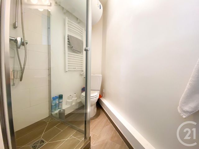 Appartement F4 à louer - 4 pièces - 82.2 m2 - PARIS - 75016 - ILE-DE-FRANCE - Century 21 Via Conseil 16Ème