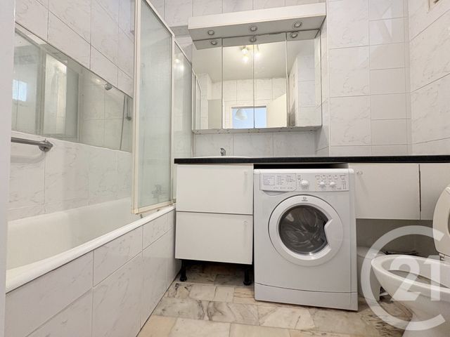 Appartement Studio à louer - 1 pièce - 24.6 m2 - PARIS - 75016 - ILE-DE-FRANCE - Century 21 Via Conseil 16Ème