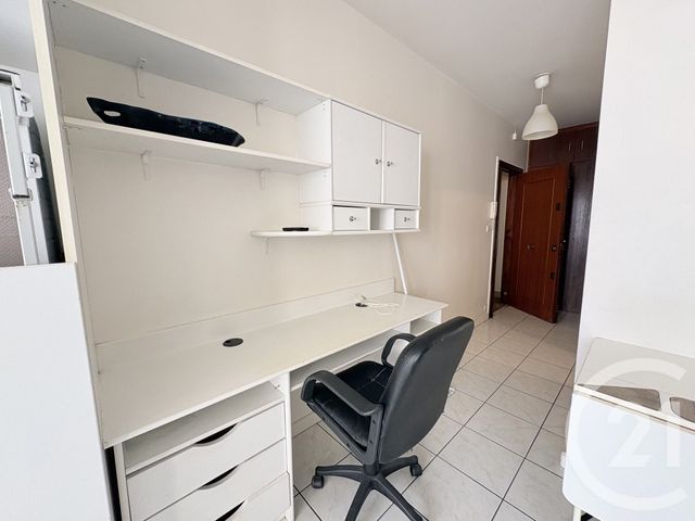 Appartement Studio à louer - 1 pièce - 24.6 m2 - PARIS - 75016 - ILE-DE-FRANCE - Century 21 Via Conseil 16Ème