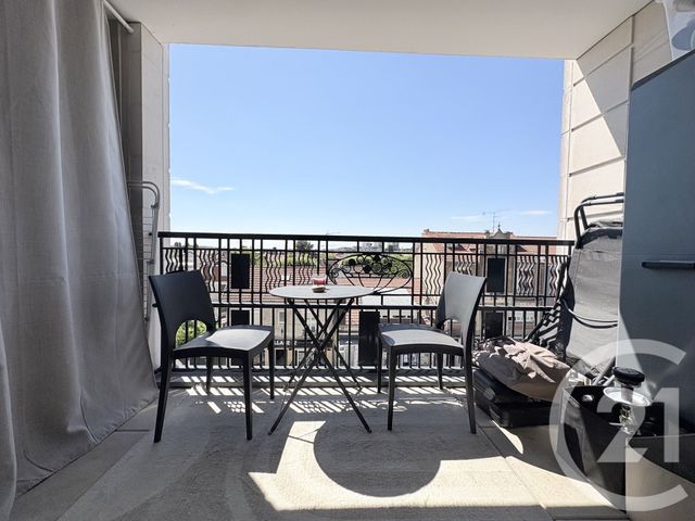 Appartement F4 à louer - 4 pièces - 80.1 m2 - CLAMART - 92 - ILE-DE-FRANCE - Century 21 Via Conseil 16Ème