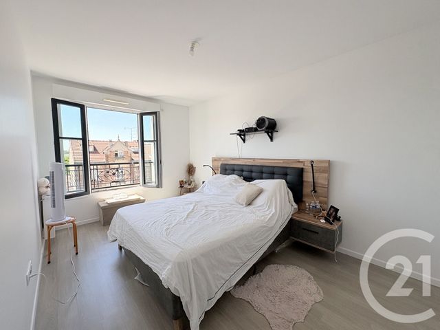 Appartement F4 à louer - 4 pièces - 80.1 m2 - CLAMART - 92 - ILE-DE-FRANCE - Century 21 Via Conseil 16Ème