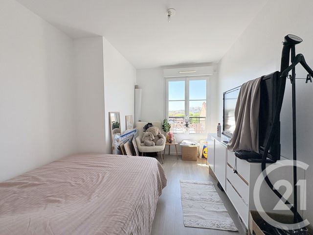 Appartement F4 à louer - 4 pièces - 80.1 m2 - CLAMART - 92 - ILE-DE-FRANCE - Century 21 Via Conseil 16Ème