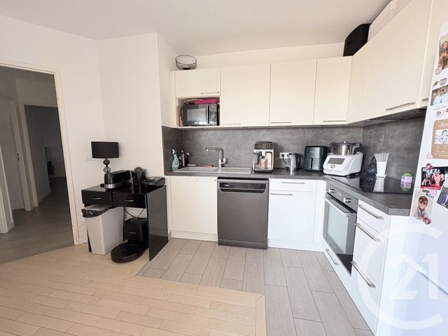 Appartement F4 à louer - 4 pièces - 80.1 m2 - CLAMART - 92 - ILE-DE-FRANCE - Century 21 Via Conseil 16Ème