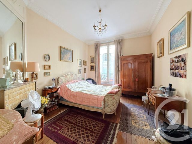 Appartement F5 à vendre - 5 pièces - 96.0 m2 - PARIS - 75016 - ILE-DE-FRANCE - Century 21 Via Conseil 16Ème